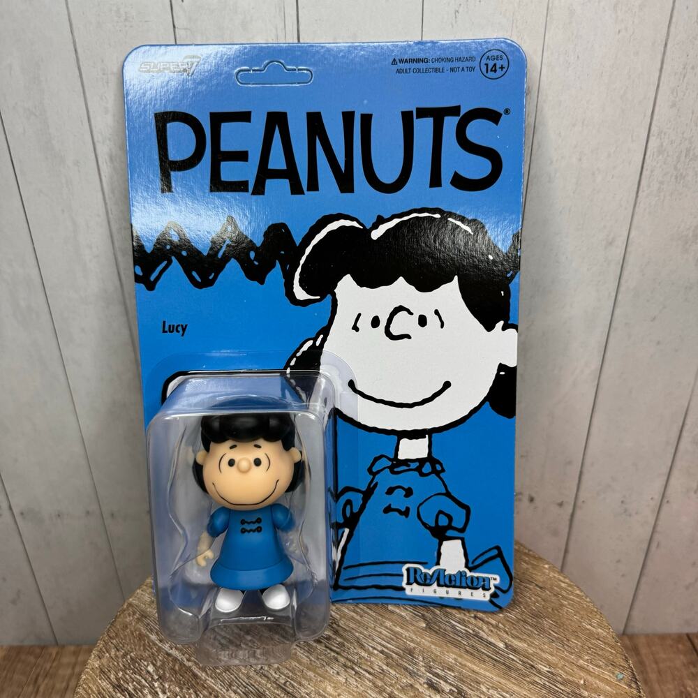 Peanuts Lucy Action Figure Charlie Brown Collectibles NEW FAST SHIP